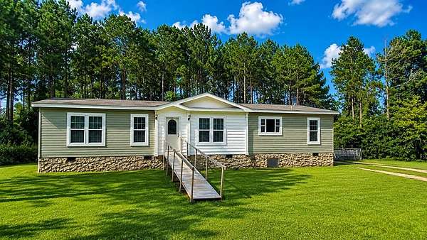 10.2 Acres of Recreational Land with Home for Sale in Norman Park, Georgia