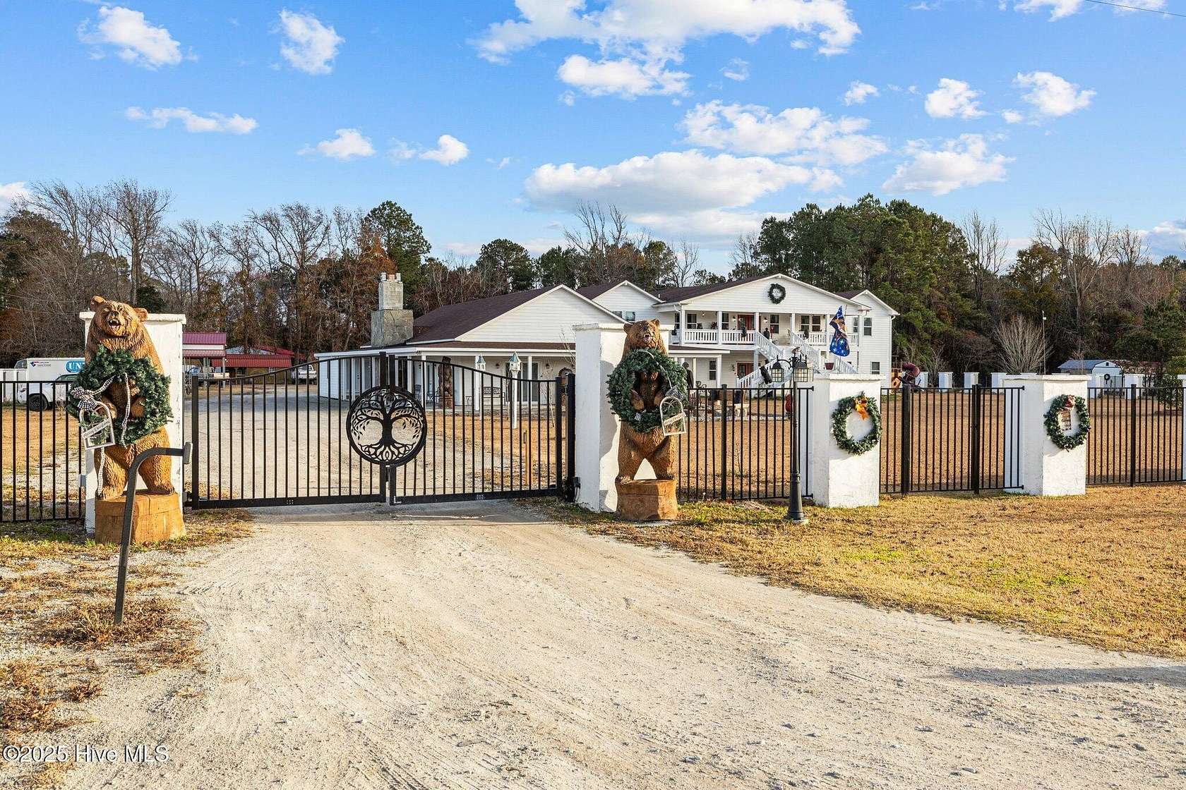 3.73 Acres of Land with Home for Sale in Peletier, North Carolina