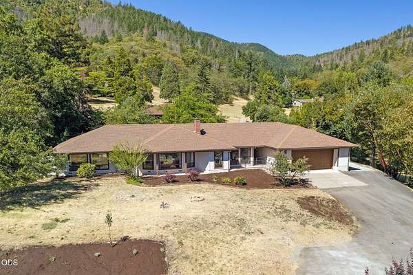 2.8 Acres of Land with Home for Sale in Talent, Oregon