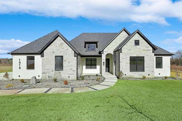 2 Acres of Land with Home for Sale in Weatherford, Texas