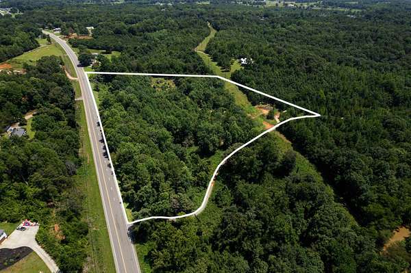 9.53 Acres of Residential Land for Sale in Inman, South Carolina