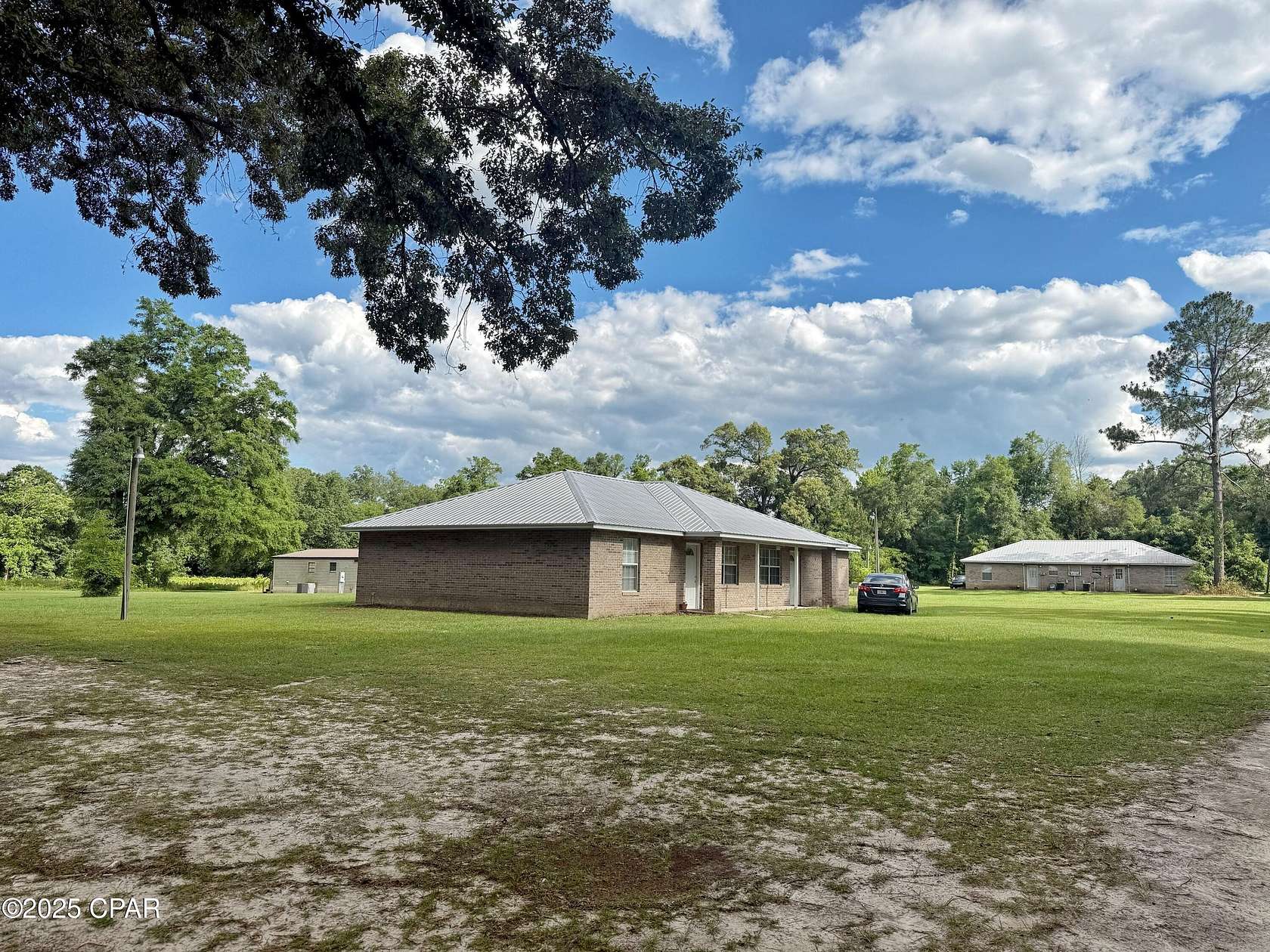 9 Acres of Improved Residential Land for Sale in Marianna, Florida