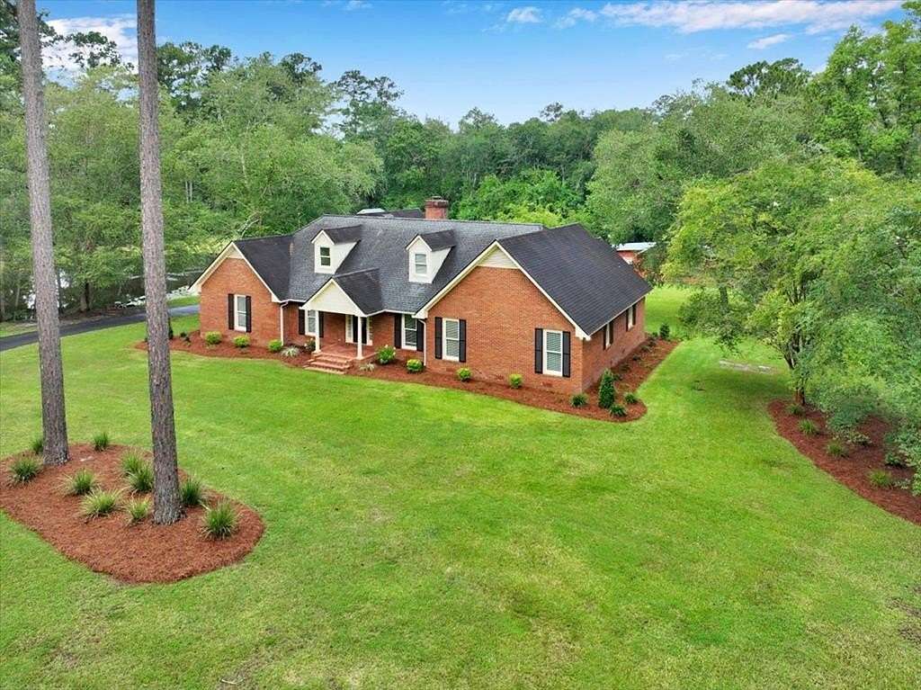 3.58 Acres of Land with Home for Sale in Moultrie, Georgia