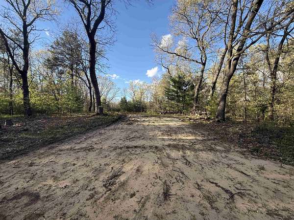 0.5 Acres of Residential Land for Sale in Lyndon Station, Wisconsin