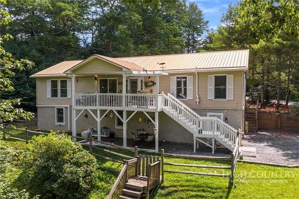 2.29 Acres of Land with Home for Sale in Newland, North Carolina