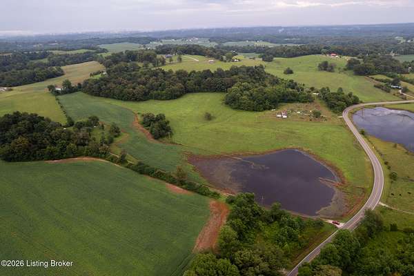 19.7 Acres of Land for Sale in Hardyville, Kentucky