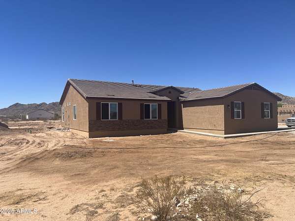 1.69 Acres of Land with Home for Sale in Maricopa, Arizona