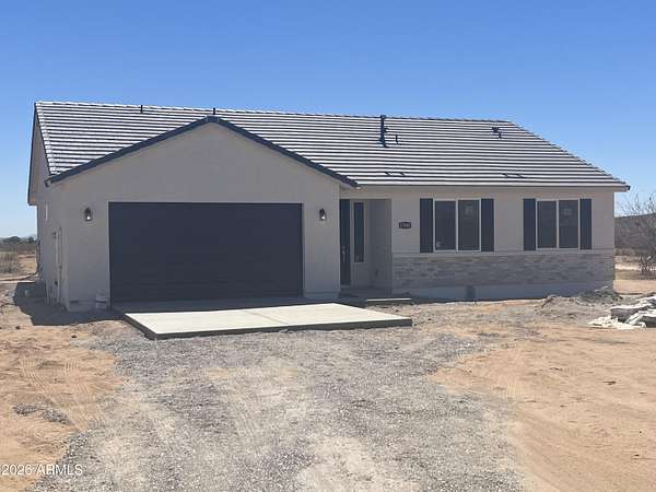 1.62 Acres of Land with Home for Sale in Maricopa, Arizona