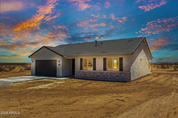 1.62 Acres of Land with Home for Sale in Maricopa, Arizona