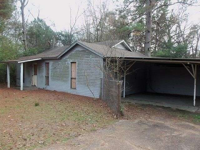 1.9 Acres of Land with Home for Sale in Kilgore, Texas