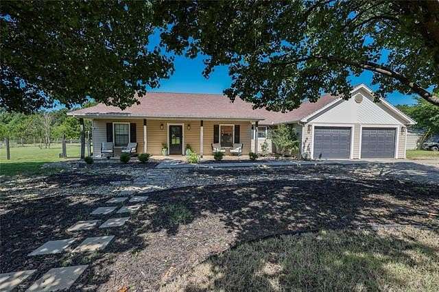 18.8 Acres of Land with Home for Sale in Sulphur, Oklahoma