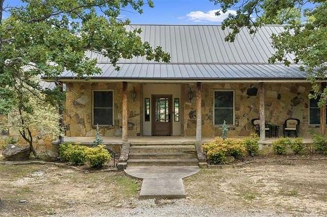 5.17 Acres of Land with Home for Sale in Ardmore, Oklahoma
