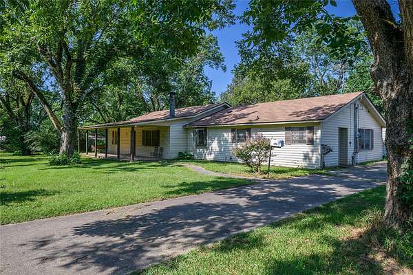 7.5 Acres of Land with Home for Sale in Ida, Louisiana