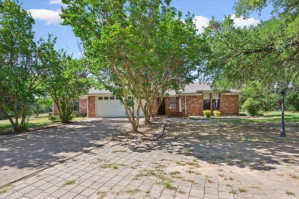4.82 Acres of Land with Home for Sale in Waco, Texas