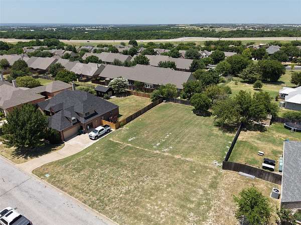 0.34 Acres of Residential Land for Sale in Decatur, Texas