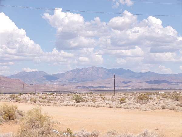 3 Acres of Residential Land for Sale in Golden Valley, Arizona
