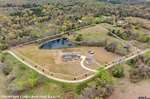 10 Acres of Land with Home for Sale in Athens, Texas