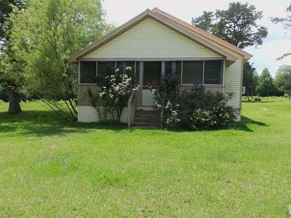 30.6 Acres of Land with Home for Sale in Kilgore, Texas