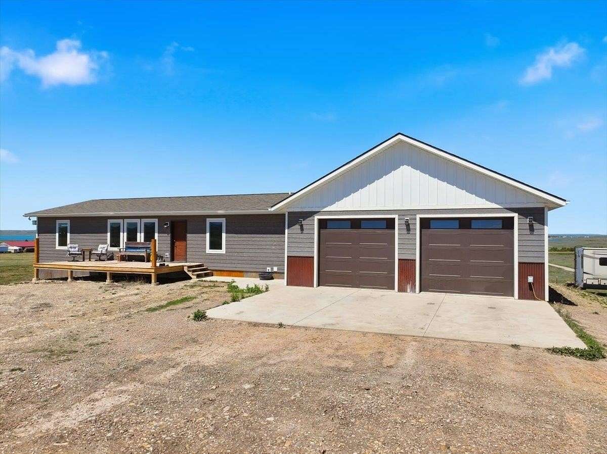 20 Acres of Land with Home for Sale in Belle Fourche, South Dakota
