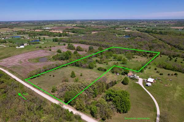 16 Acres of Land for Sale in Cameron, Missouri