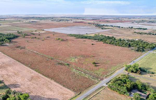 5 Acres of Land for Sale in Blair, Oklahoma