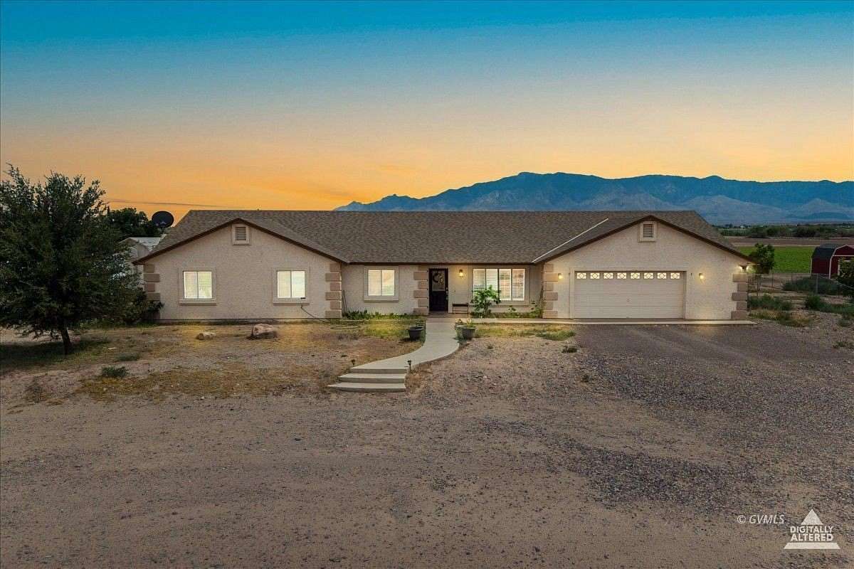 3.3 Acres of Land with Home for Sale in Pima, Arizona