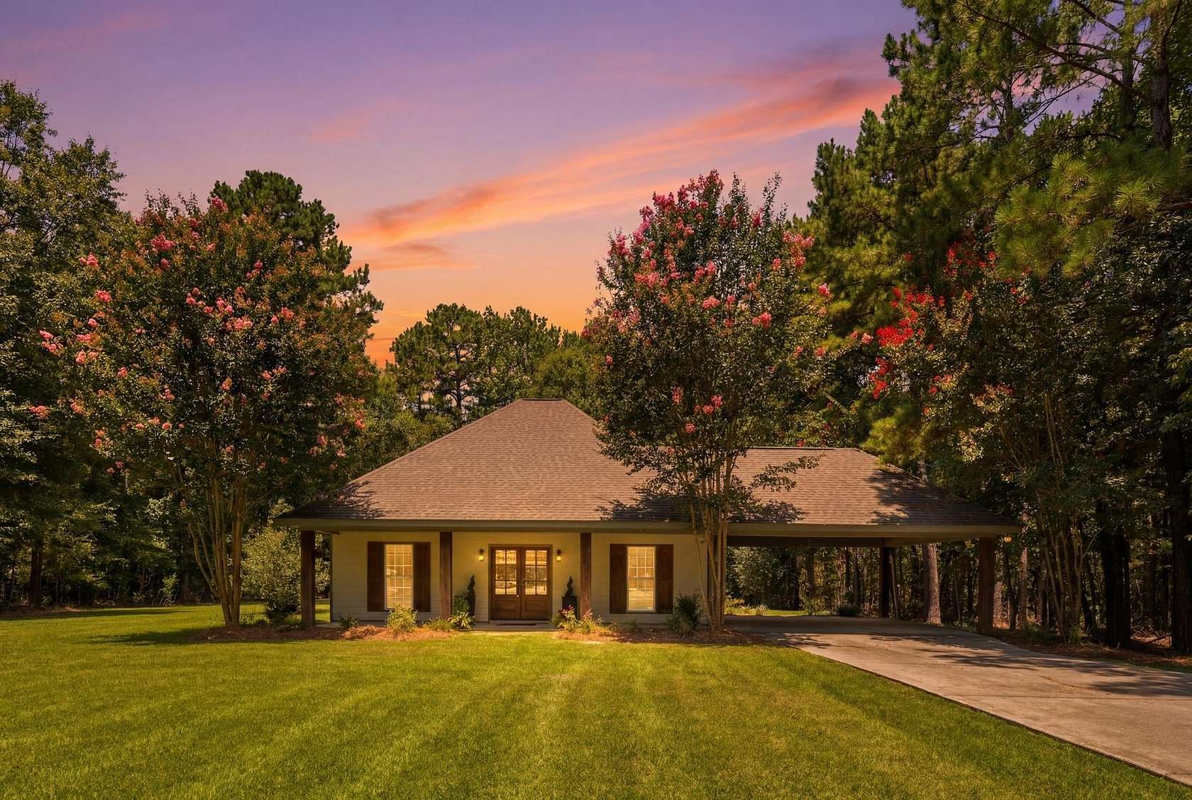 1.5 Acres of Land with Home for Sale in Sumrall, Mississippi