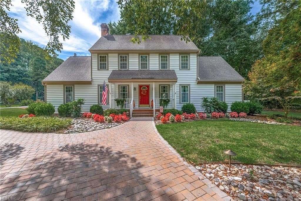 2 Acres of Land with Home for Sale in Yorktown, Virginia