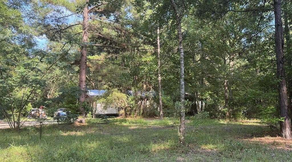 18 Acres of Recreational Land with Home for Sale in Picayune, Mississippi
