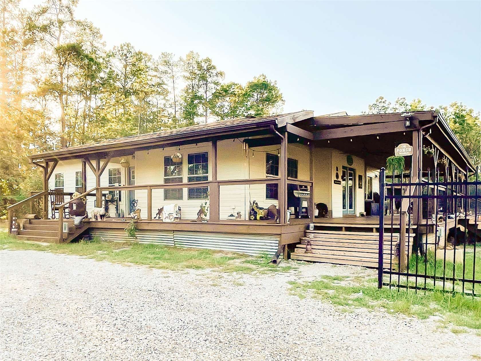 18.9 Acres of Recreational Land with Home for Sale in Mount Enterprise, Texas