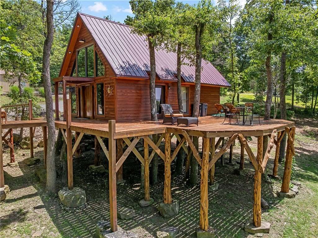 7.18 Acres of Land with Home for Sale in Compton, Arkansas