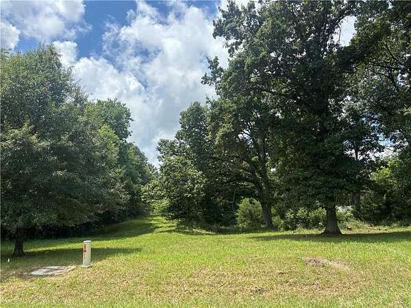 0.57 Acres of Residential Land for Sale in Gallatin, Missouri