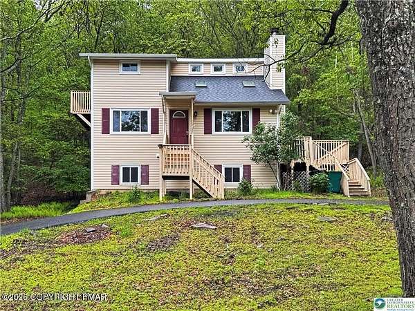 2.63 Acres of Land with Home for Sale in Effort, Pennsylvania