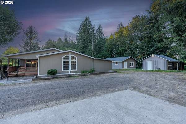 1.73 Acres of Land with Home for Sale in Kelso, Washington