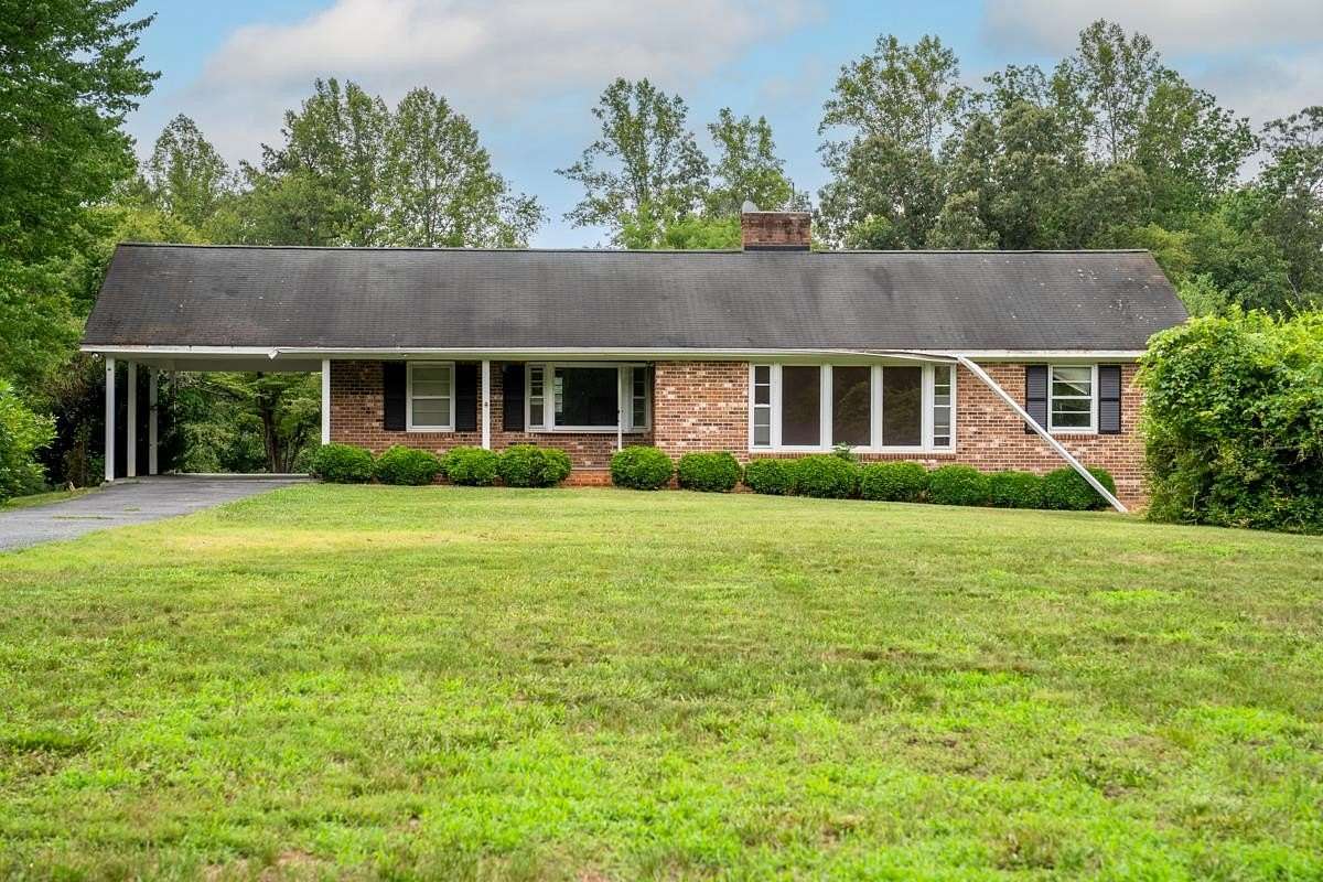 2 Acres of Land with Home for Sale in Earlysville, Virginia