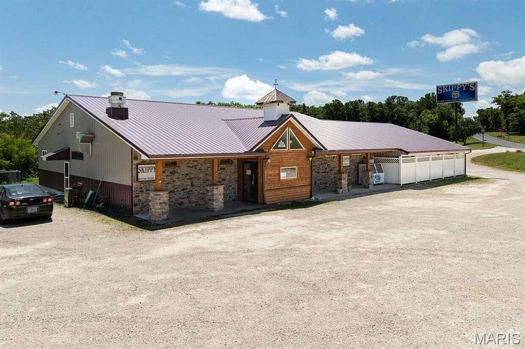 3 Acres of Improved Commercial Land for Sale in Leasburg, Missouri