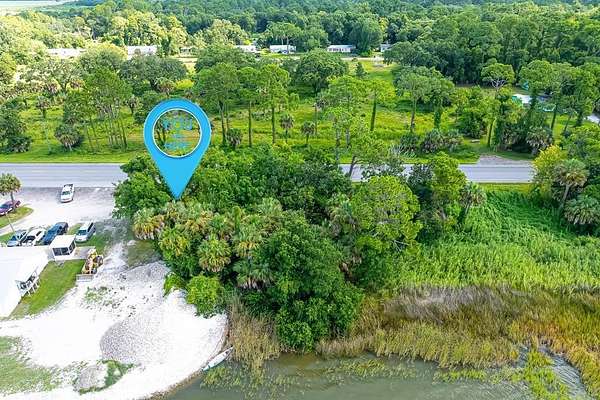 0.29 Acres of Commercial Land for Sale in Apalachicola, Florida