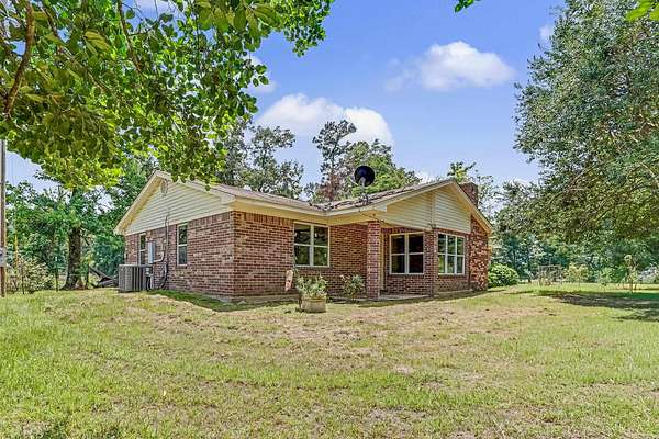 1.78 Acres of Land with Home for Sale in Ashdown, Arkansas