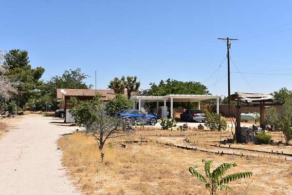 3.26 Acres of Land with Home for Sale in Mojave, California