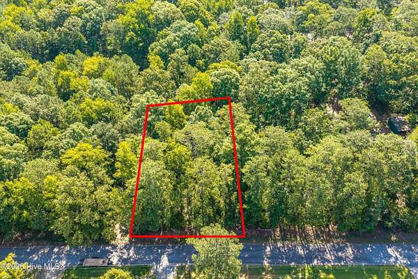 0.46 Acres of Residential Land for Sale in Lincolnton, Georgia