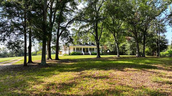 26.6 Acres of Recreational Land with Home for Sale in West Point, Mississippi