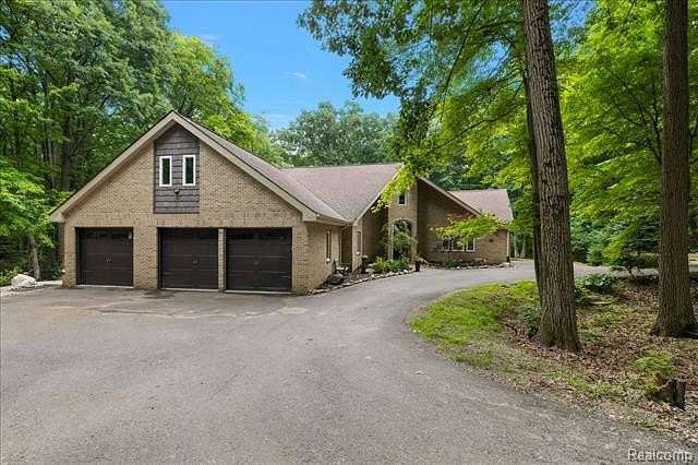 10 Acres of Land with Home for Sale in Metamora Township, Michigan
