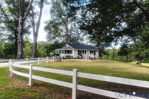 12 Acres of Land with Home for Sale in Powhatan, Virginia