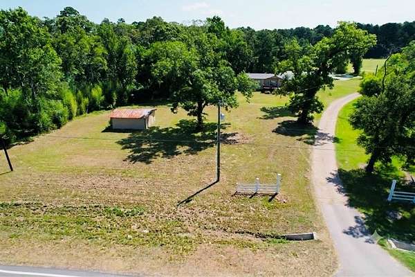 1.5 Acres of Land with Home for Sale in Lufkin, Texas