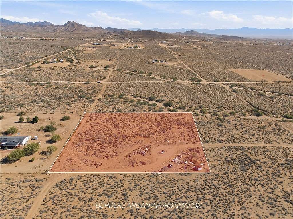 2.12 Acres of Residential Land for Sale in Kingman, Arizona