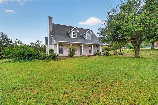 4.39 Acres of Land with Home for Sale in Springtown, Texas