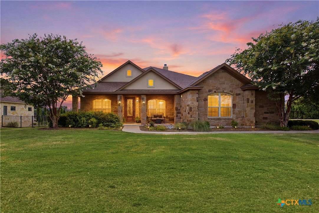 1.53 Acres of Land with Home for Sale in Georgetown, Texas