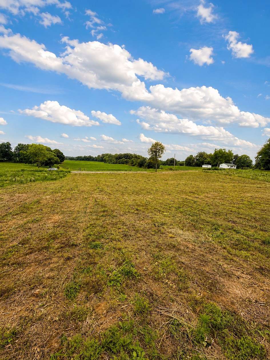 5.34 Acres of Residential Land for Sale in Smithville, Tennessee