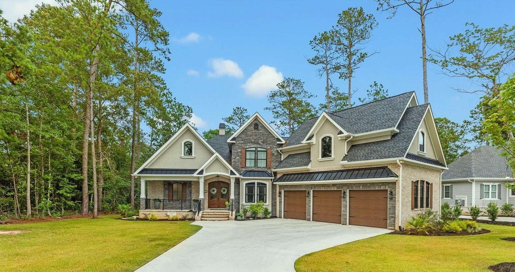 1.5 Acres of Land with Home for Sale in Murrells Inlet, South Carolina