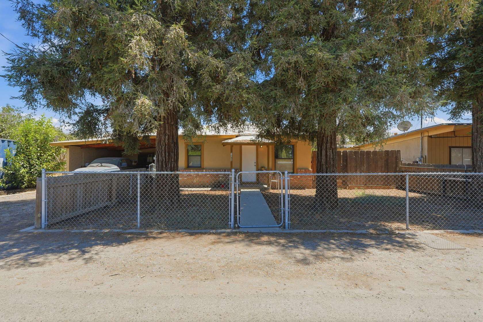 6 Acres of Improved Land for Sale in Lindsay, California